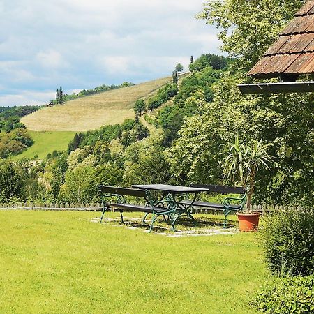 Ferienwohnungen Karin Am Seggauberg Leibnitz Exterior foto