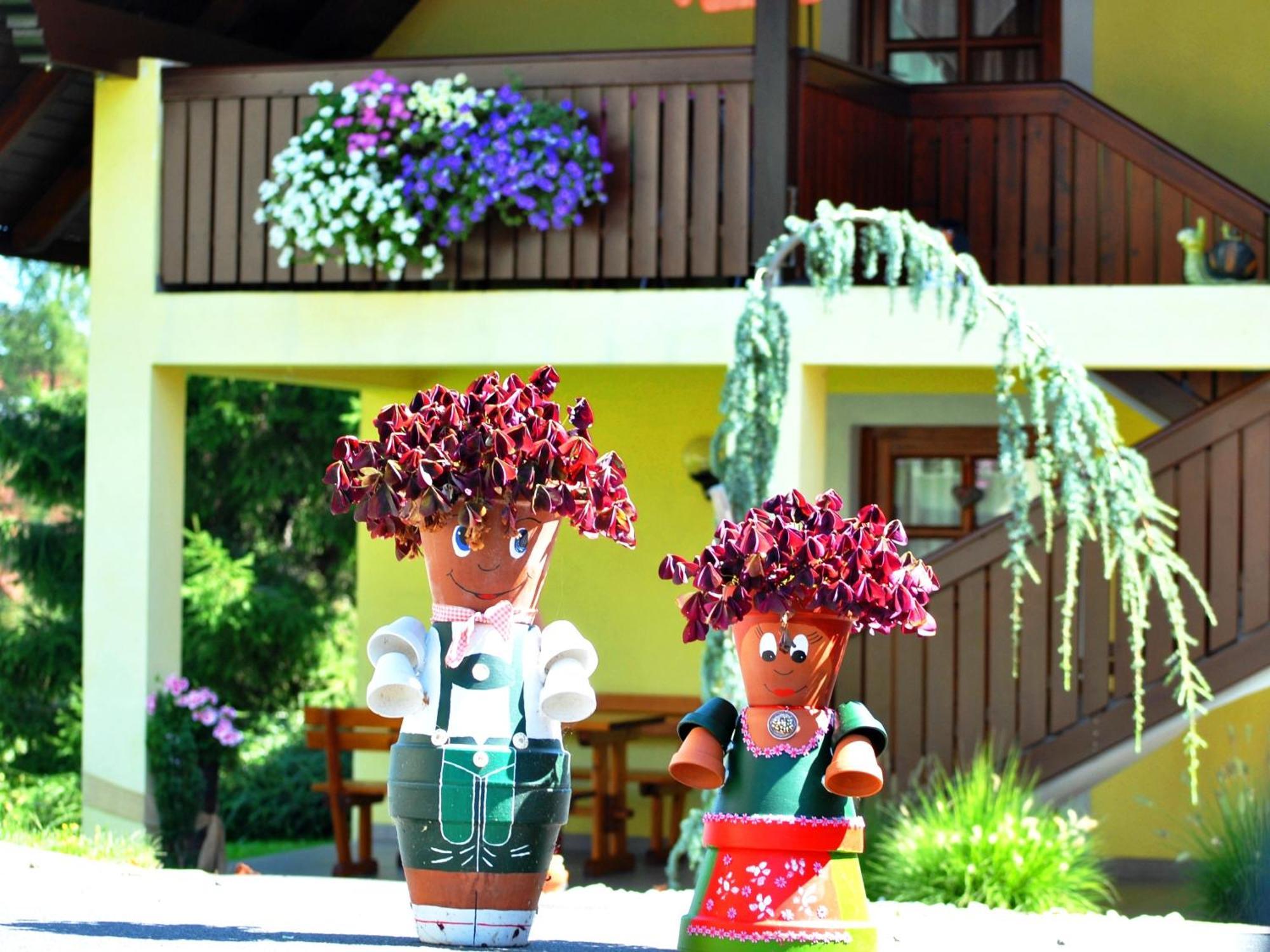 Ferienwohnungen Karin Am Seggauberg Leibnitz Quarto foto