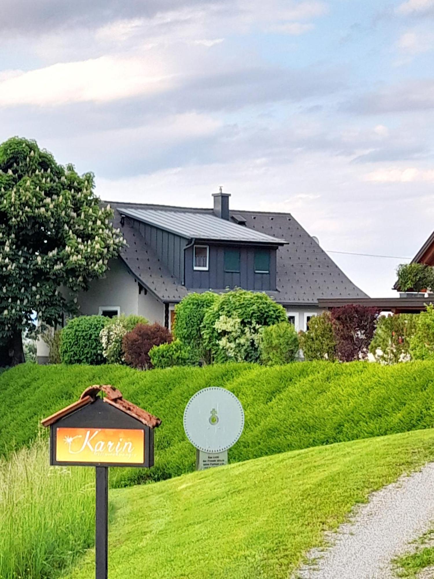 Ferienwohnungen Karin Am Seggauberg Leibnitz Exterior foto